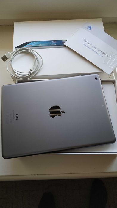 Планшет яблуко apple ipad air