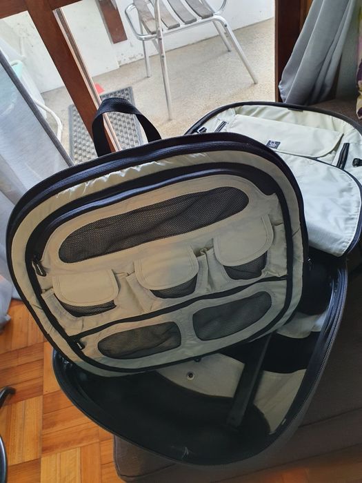 Crumpler Bored Room photo