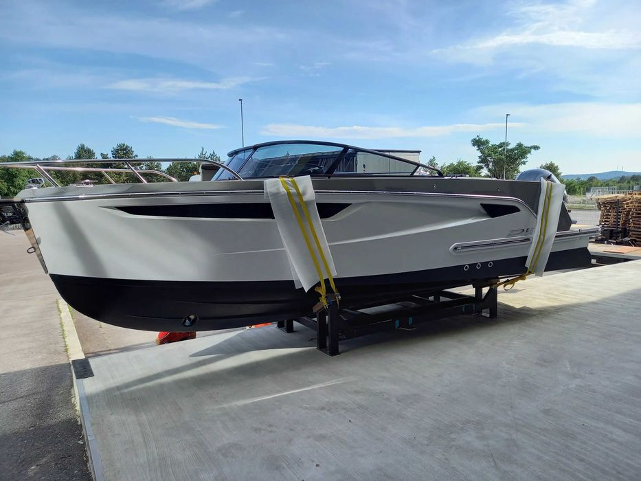 Motorówka Alfastreet Yachts 25 Cabin Evo