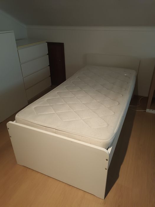 Cama solteiro 2,00x90cm com colchão