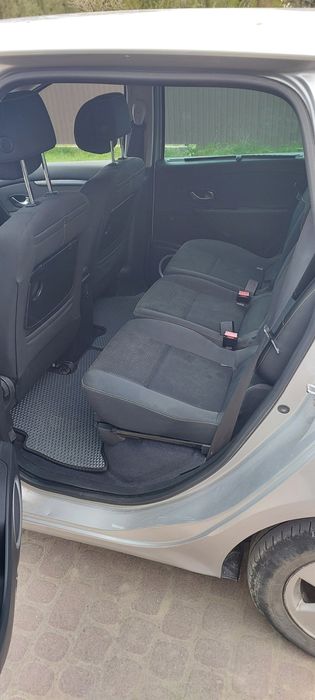 Авто Renault Scenic 2010р