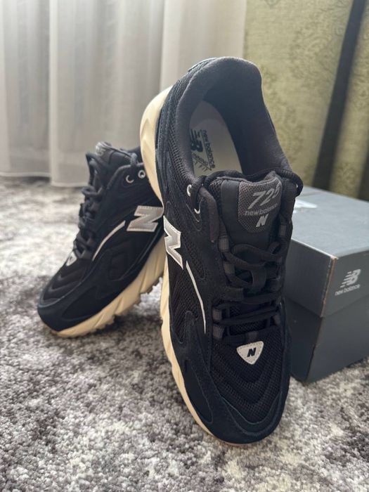 кросівки New Balance 725