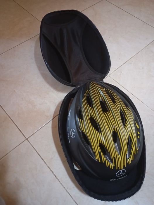 Vendo bolsa proteção para guardar capacete ciclismo