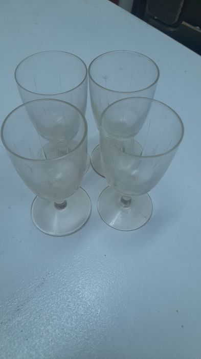 Vários copos desde 1€