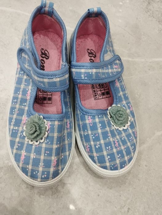 Kapcie dla dziewczynki