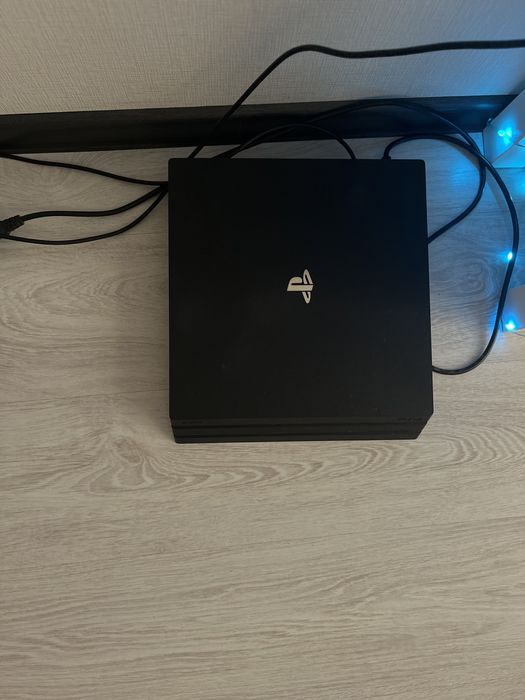Консоль Sony  PlayStation 4 Pro 1TB (оригинал)