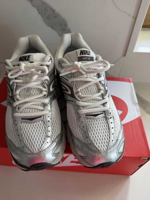 Nike Air Max Moto novos