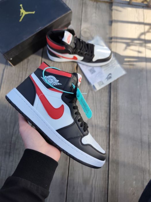 41,42 43 44 45 46 р Nike Jordan кросівки чорно-білі білі високі