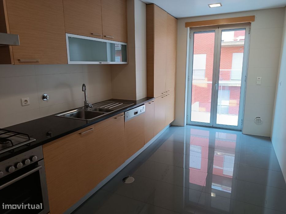 Apartamento T2 em Coimbra (Quinta da Portela)