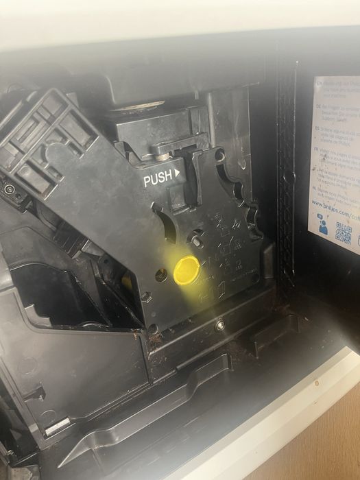 Кавомашина Philips 3200 latteGo