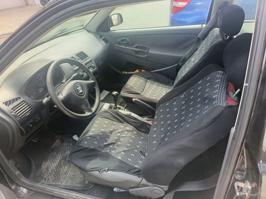 Vende se seat ibiza comercial 1.9 sdi