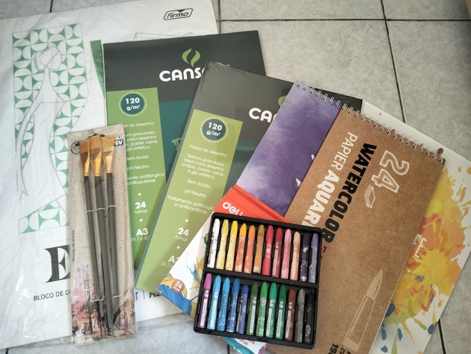 Capa A3 + Diverso Material incluído