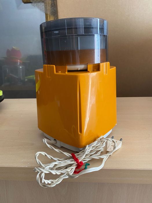 Picadora Moulinette da Moulinex anos 60 seminova