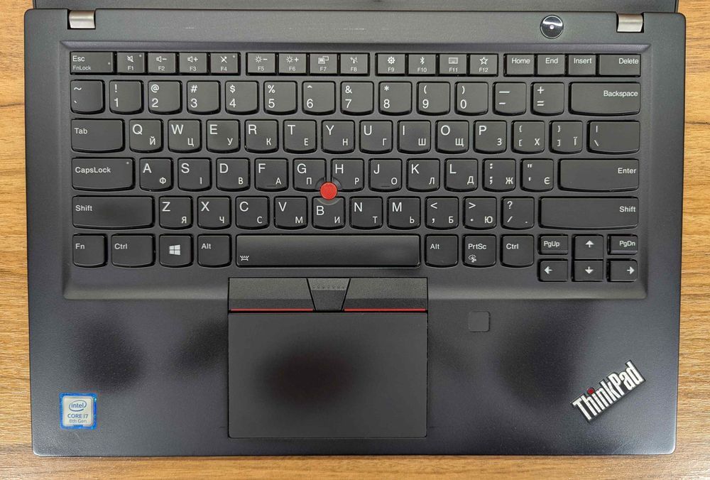 4409/Lenovo ThinkPad T490s/14"/Intel I7-8565U/256 GB SSD/RAM 16 GB/