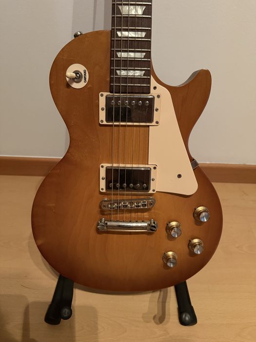 Gibson Les Paul Tribute