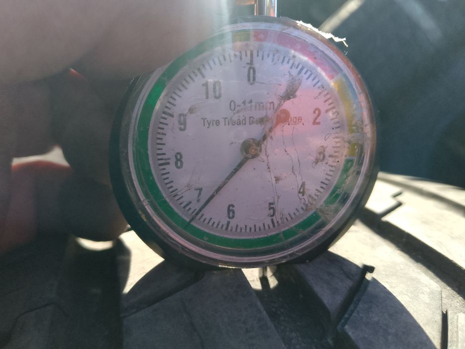 Opony letnie 215/60/17