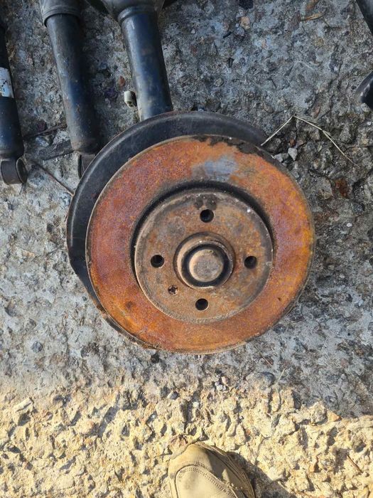 Стойки BMW e30 , ступицы,