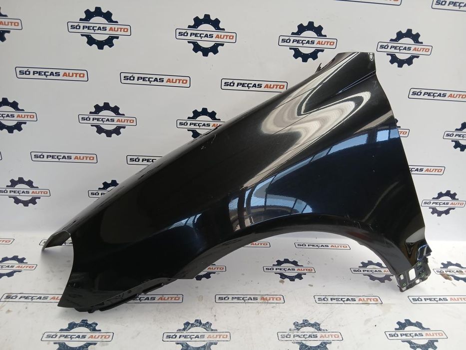 GUARDA LAMAS ESQUERDO PRETO PORSCHE CAYENNE TIPTRONIC S D ANO: 2009