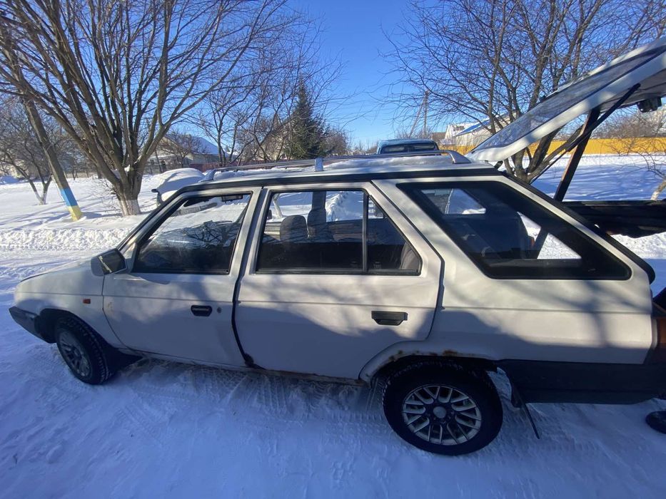 Разборка розборка Шкода Форман 1.3 бензин 1993 Skoda Forman