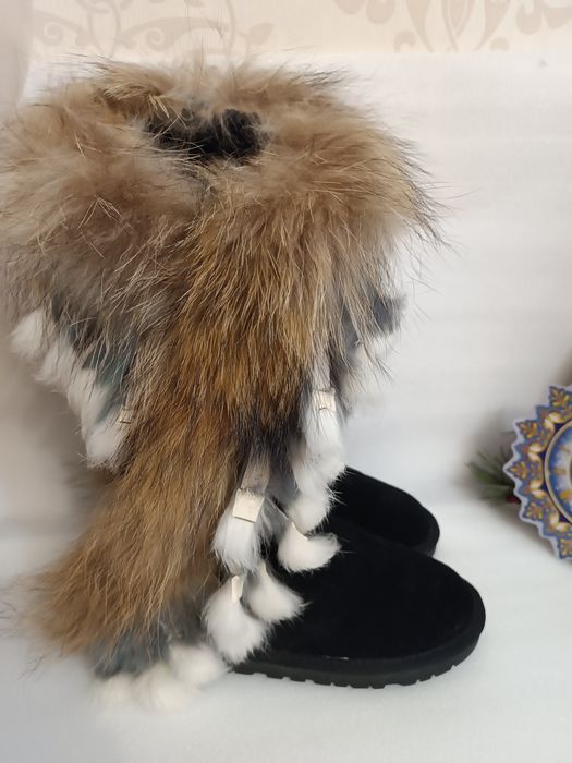 Уггі з хутром єнота, 37 розмір