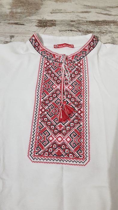 Мужская вышиванка футболка Galychanka. Размер M. Хлопок.