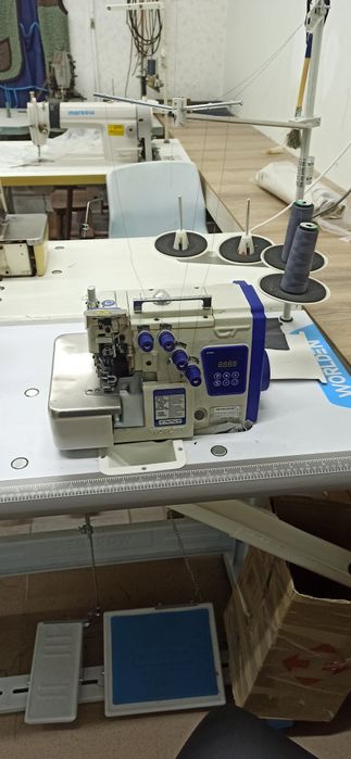Швейна машина,  оверлок 4-нитка, розпошивалка, оверлок 5-нитка