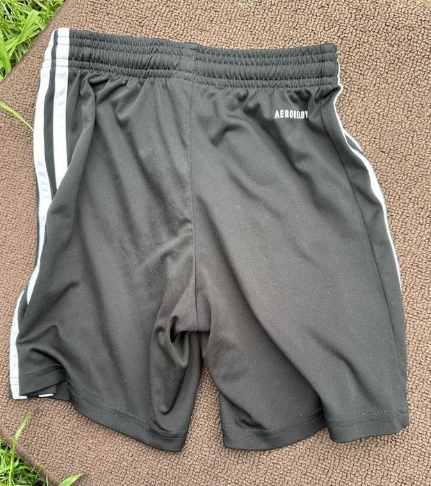 Шорти adidas 9-10 років 140 р