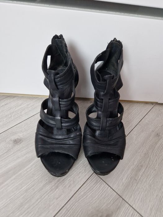 Piękne czarne buty sandały szpilki skóra naturalna r 37 dl 23.5 cm