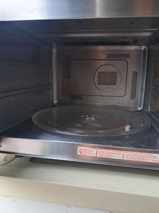 Microondas Balay, com grill e conversão