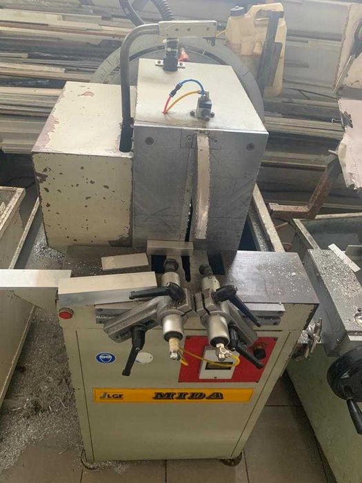 Maquina de corte de Alumínio  + Régua de medição + mesa de apoio