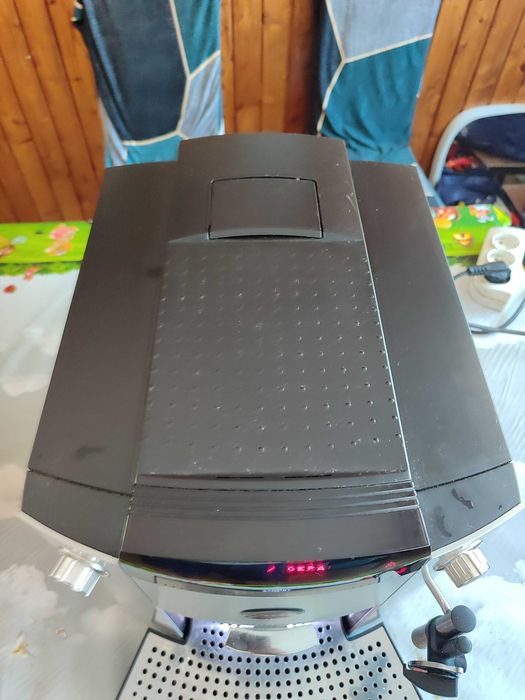 Ekspres do kawy Jura F90