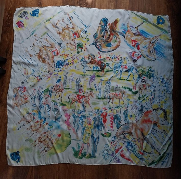 Jacquie Jones jedwabna chusta z motywem wyścigów konnych  85cm./86cm.