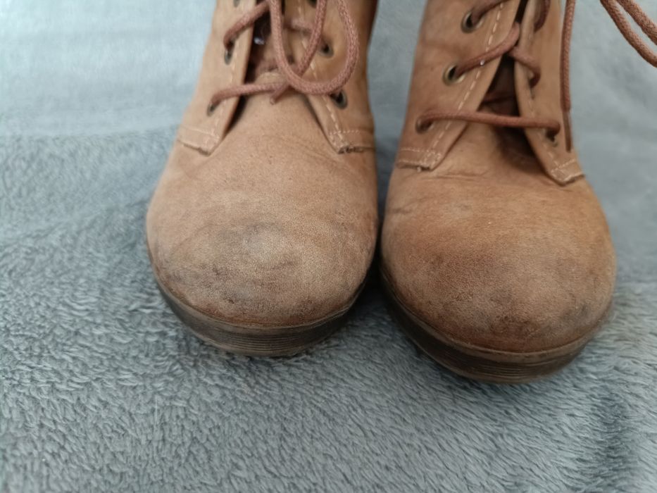 Lasocki buty z futerkiem, na obcasie, botki