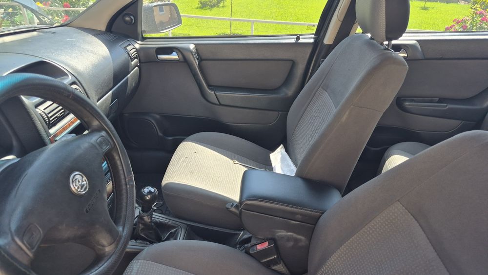 Opel Astra G Опель Астра Джи Седан  1.6  Z16XEP  2008 год  По кускам Запчасти
