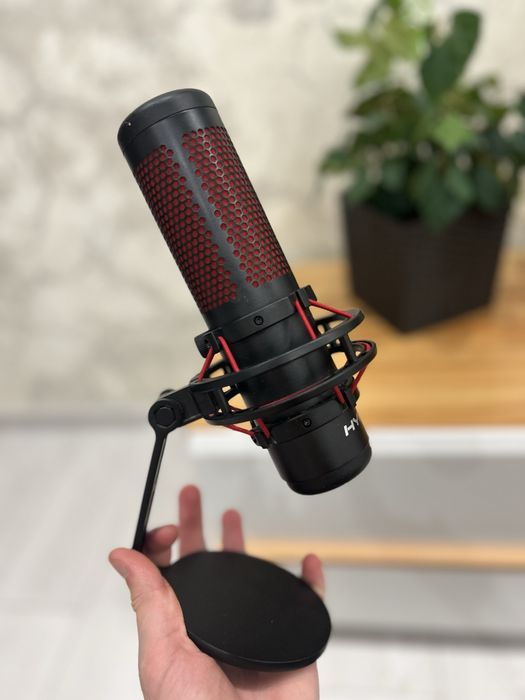 Микрофон HyperX QuadCast