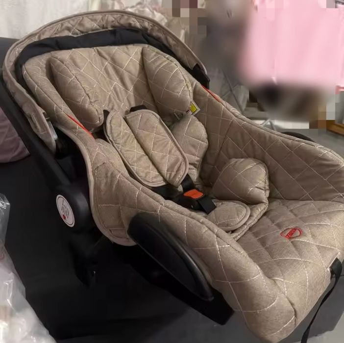 Ovo e alcofa bebe