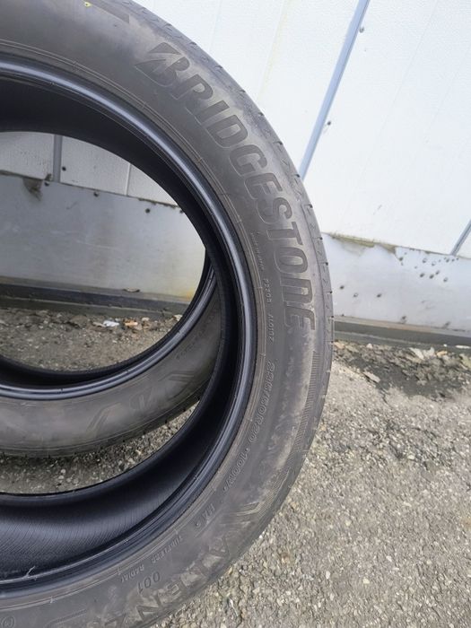 Opony letnie Bridgestone 235/50r20