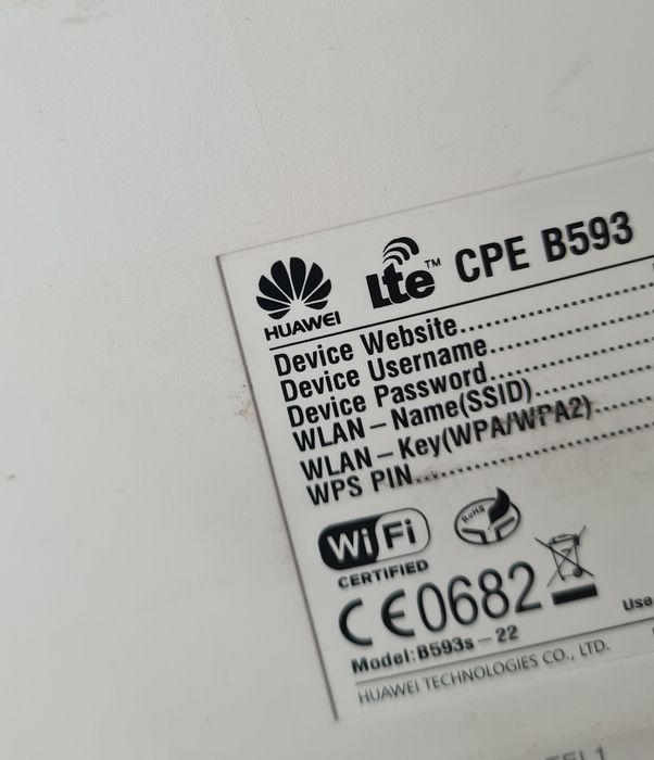 Router na kartę SIM Huawei CPE B593 LTE VOIP
,USB