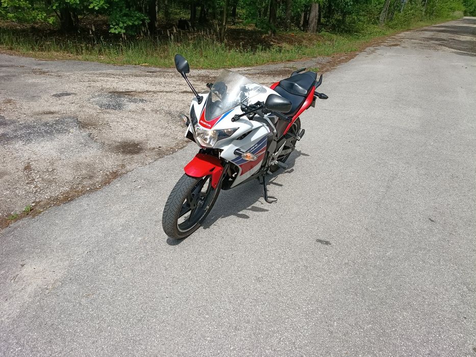 Honda CBR 125 kat A i B