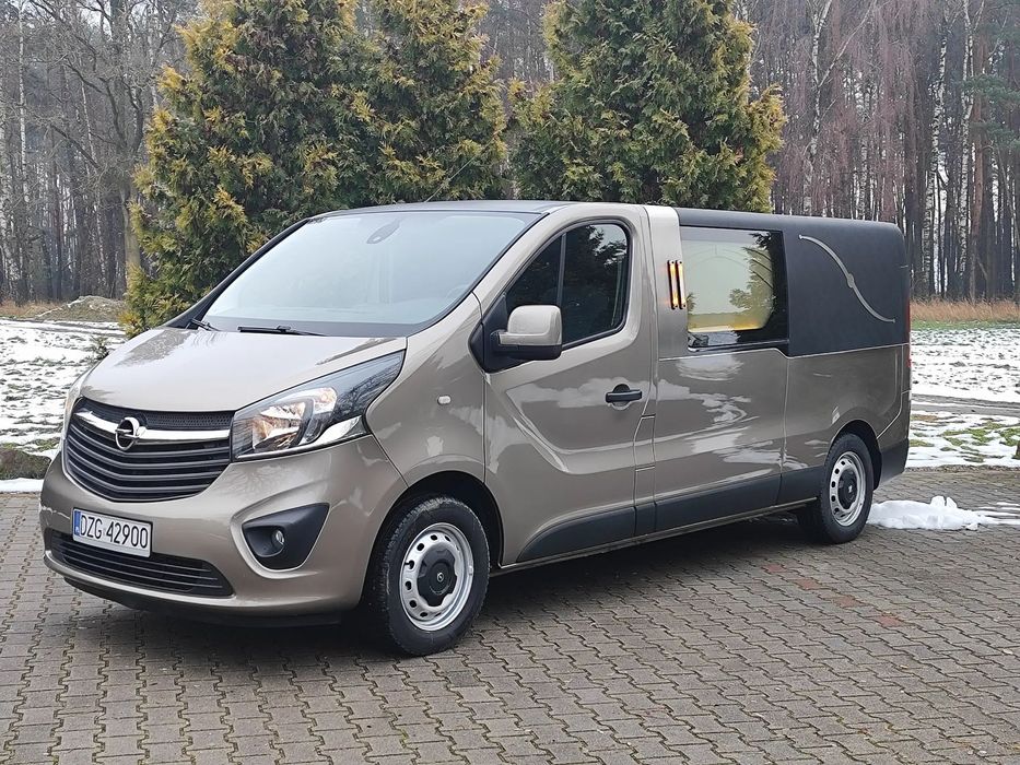 Opel Vivaro Samochód Pogrzebowy-Karawan-Idealny Stan-122900km.