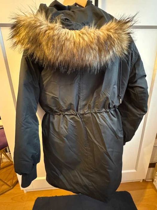 Zimowa kurtka parka z kapturem