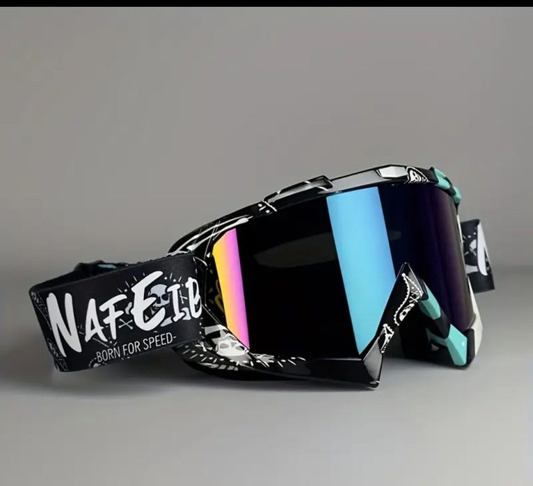 Лижні окуляри , сноуборд