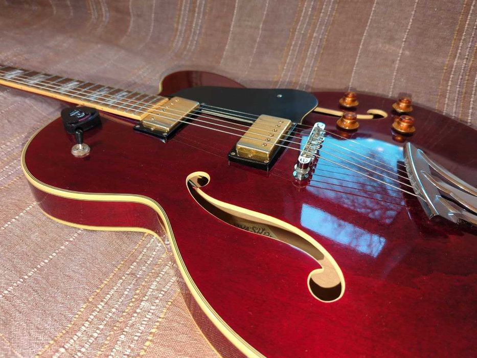 Гітара Washburn J-9 cherry-red hollow body (середина 90х Корея)