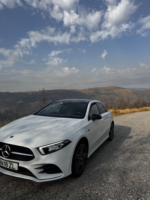 Mercedes-Benz A250e Limousine AMG | Plug-in Hybrid