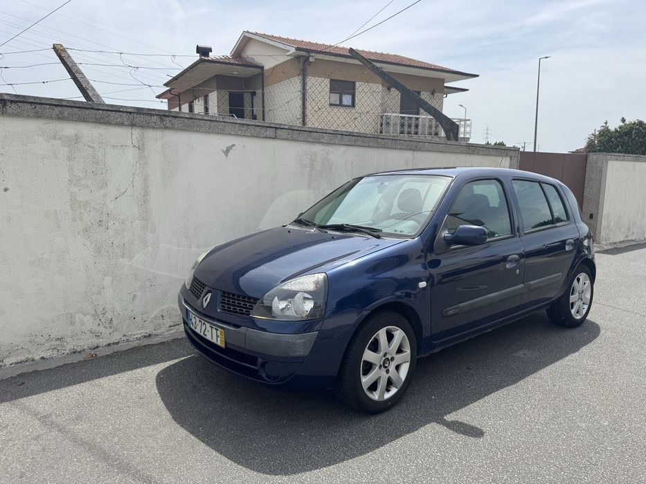 Renault Clio a disel de 5 portas 1.5 DCI