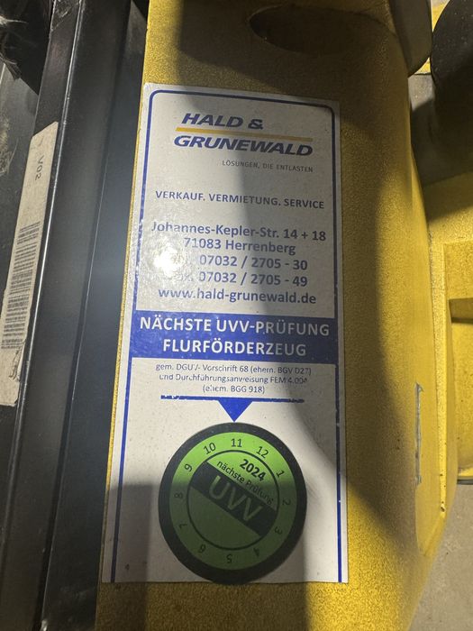 Paleciak elektryczny Hyster