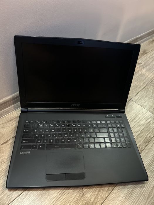 Laptop gamingowy MSI GL62 6QD (MS-16J6)