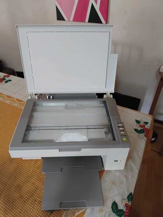 Impressora  em bom estado preço mesmo para desocupar  valor ai no anuncio