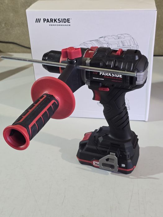 Aparafusadora com percussão Parkside
