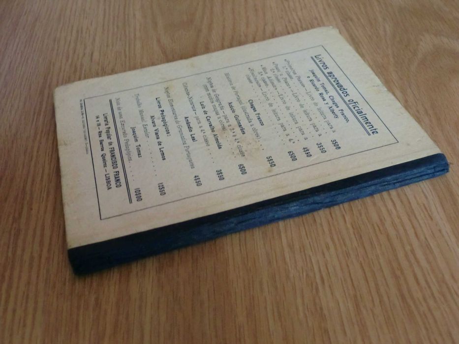 Primeiros Passos- Leituras para a Primeira Classe - Ano de 1936/1937